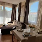 Vip Mini Resort,private Parking & Balcony *