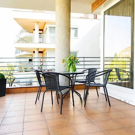 Vip Mini Resort,private Parking & Balcony Boedapest
