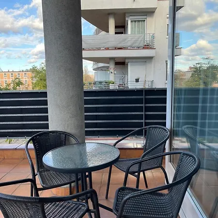 Vip Mini Resort,private Parking & Balcony Appartement Boedapest