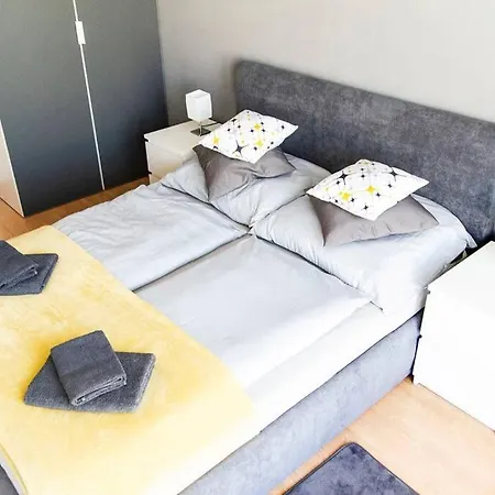 Apartment Vip Mini Resort,private Parking & Balcony