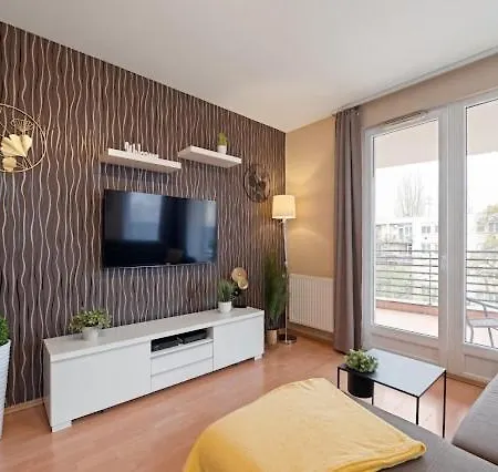 Vip Mini Resort,private Parking & Balcony Apartament Budapesta