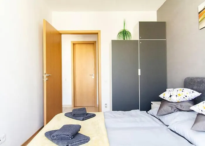 Lejlighed Vip Mini Resort,private Parking & Balcony Budapest