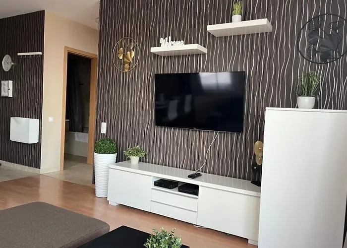 Vip Mini Resort,private Parking & Balcony