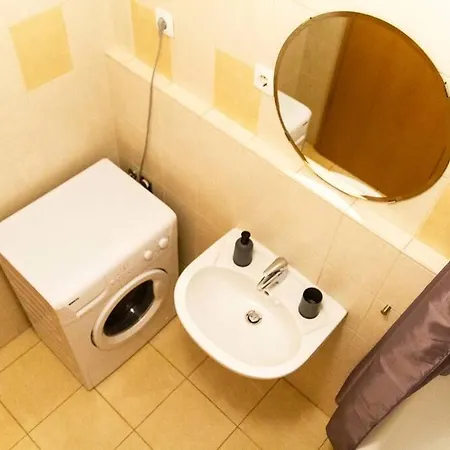 Vip Mini Resort,private Parking & Balcony Apartament *